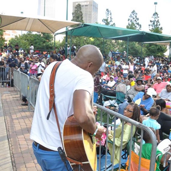 Elliot Holden at Wednesday Wind Down, Centennial Olympic Park