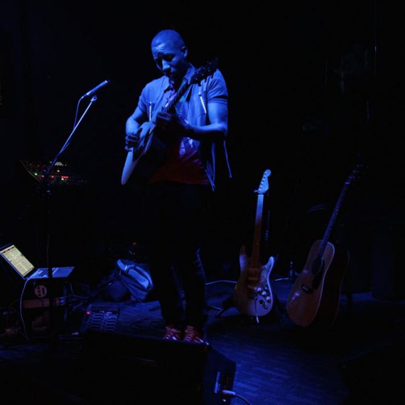 Elliot Holden - BQE Restaurant and Lounge - Urban Guitar Tuesdays (photo by Rudolph Horner)