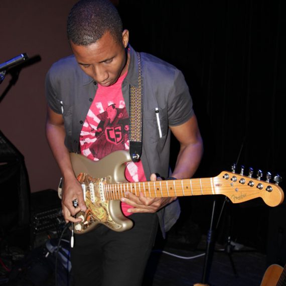 Elliot Holden - BQE Restaurant and Lounge - Urban Guitar Tuesdays (photo by Rudolph Horner)